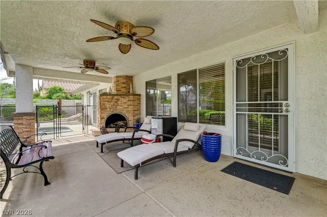 9505 Treasure Beach Court photo 3