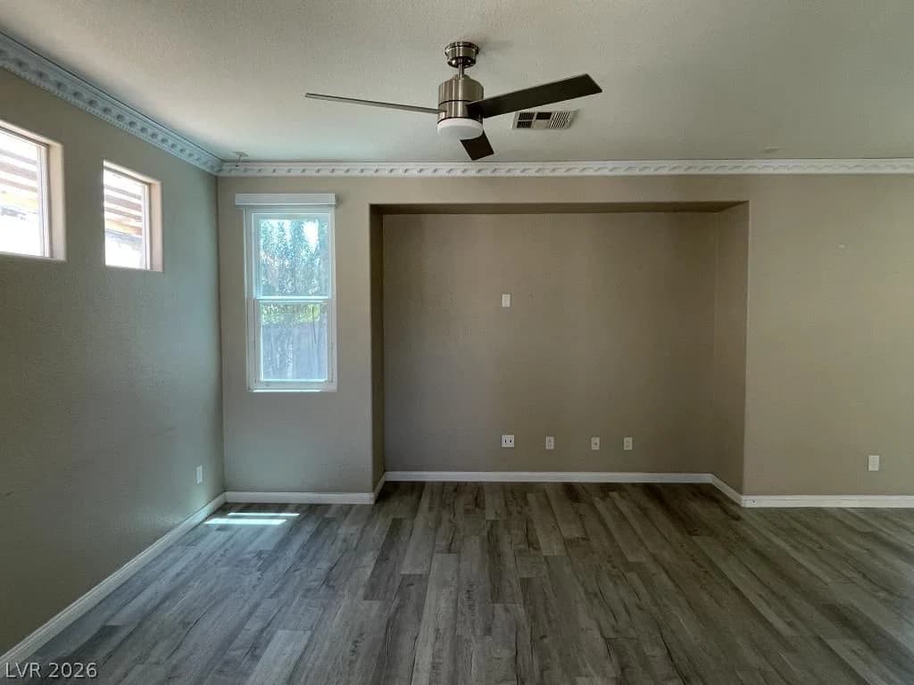 9587 Newton Grove Court photo 5