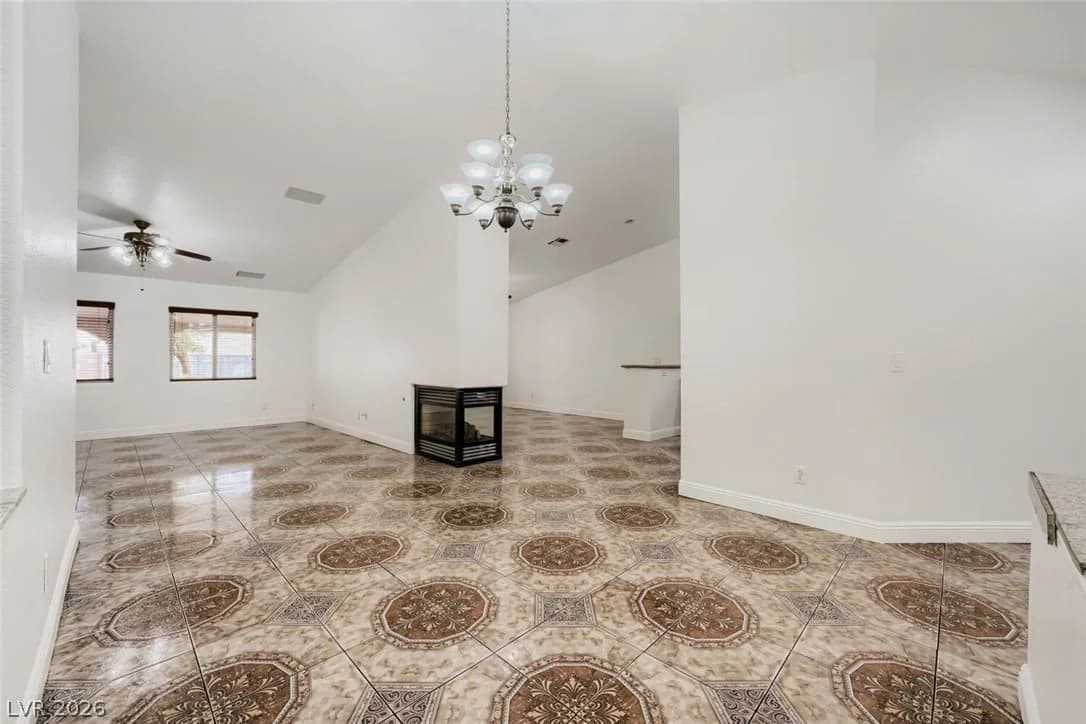 3913 Harris Avenue photo 5