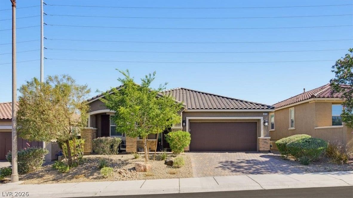 10175 Knotty Skye Avenue photo 2