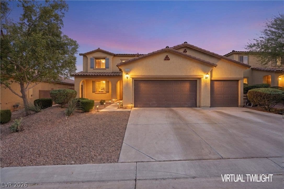 1633 Luna Vista Place photo 2