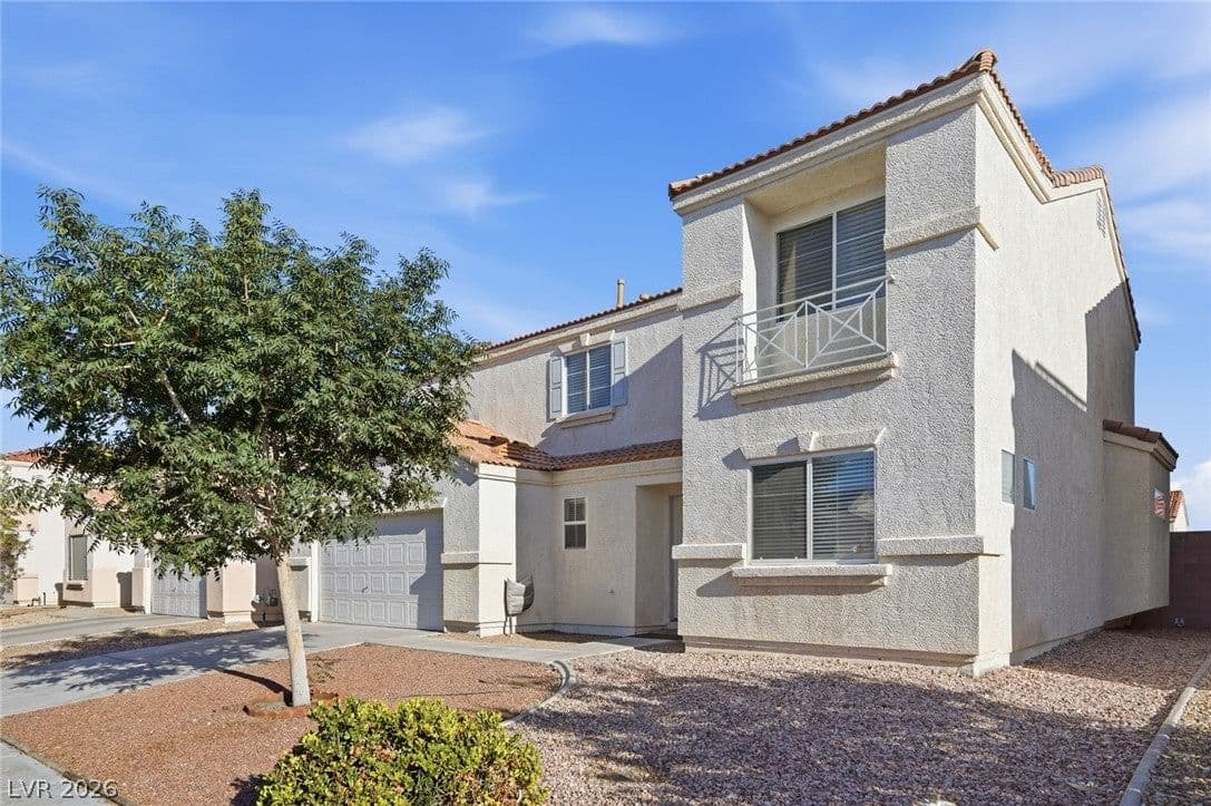 3731 Canary Creek Avenue photo 3