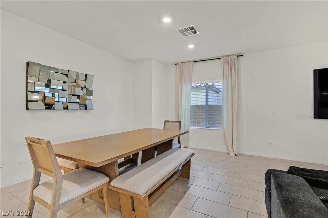 1842 Farah Falls Place photo 5
