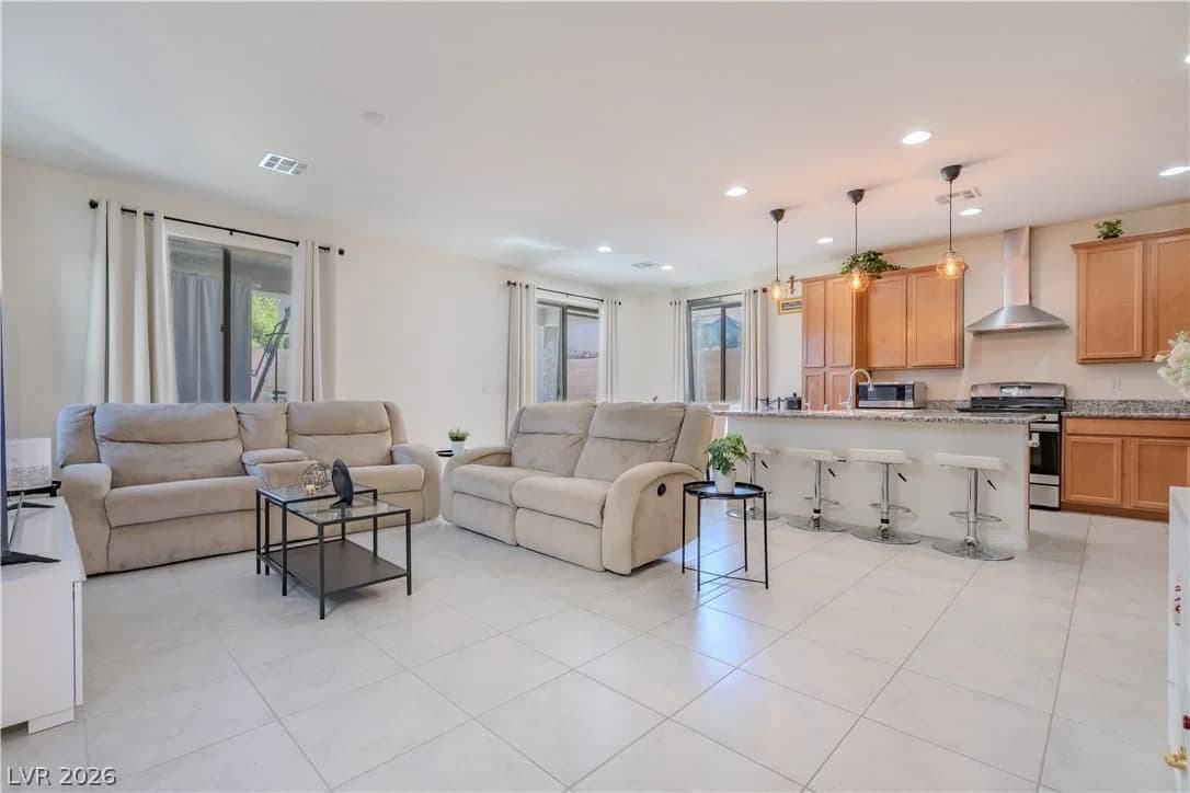 10045 Silver Comet Court photo 4