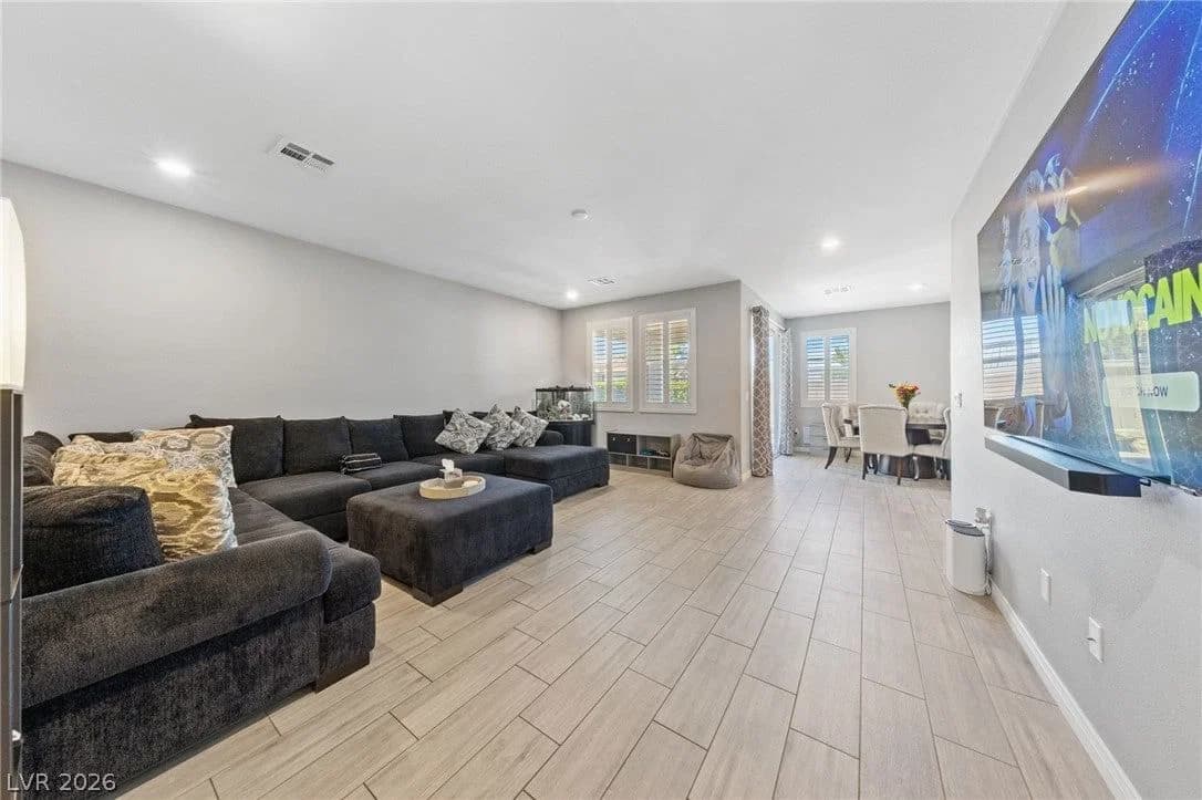 3854 Stadium Avenue photo 3