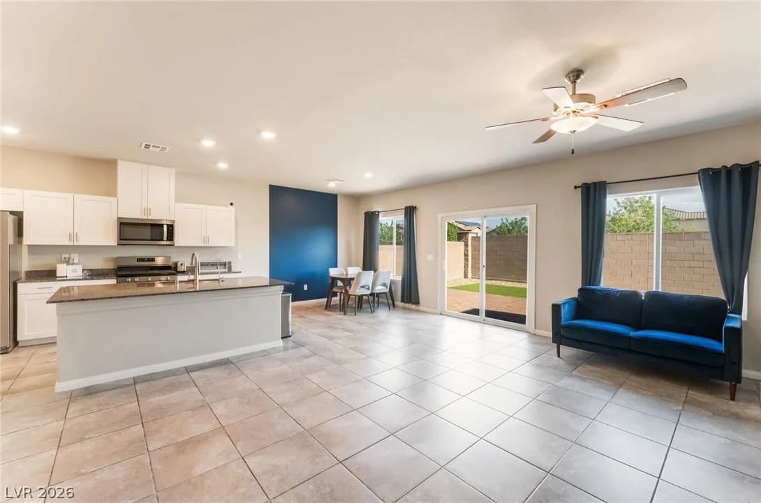 3803 Ramura Avenue photo 2