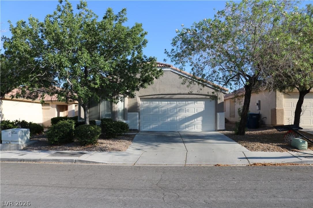 5001 Lunetto Avenue photo 2