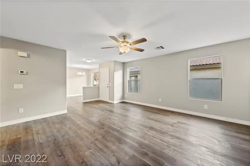 5001 Lunetto Avenue photo 3