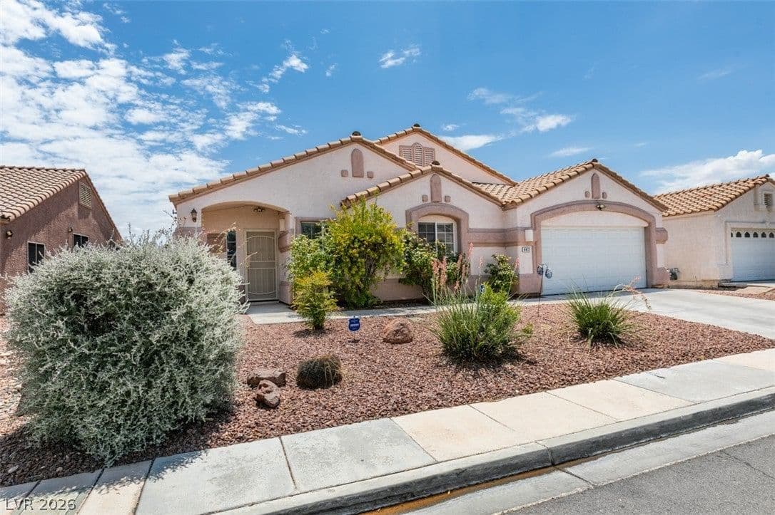 4411 Golden Palomino Lane photo 2