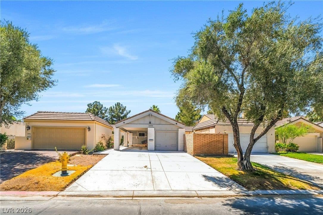 2989 Bel Air Drive