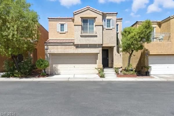 7369 Chrome Hill Street