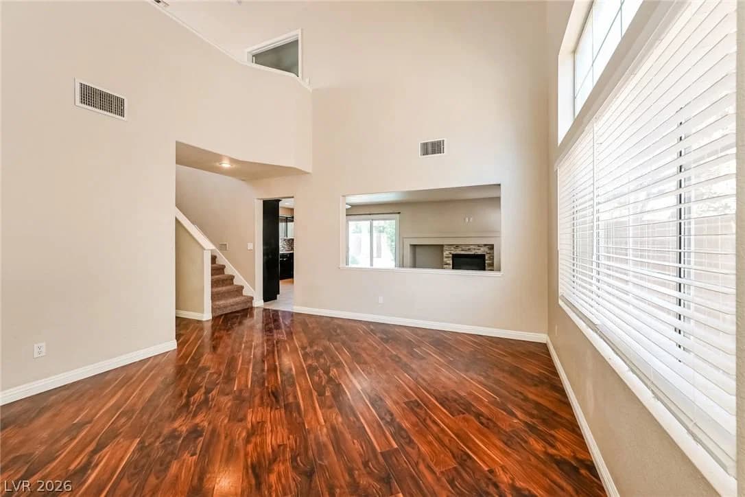 6957 Wineberry Drive photo 5