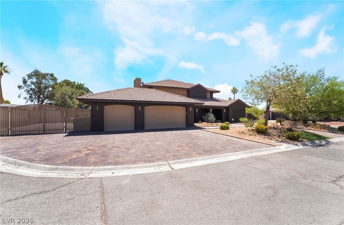 3130 Appleblossom Circle photo 4