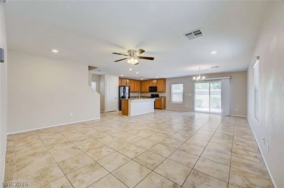 9228 Harbin Avenue photo 4