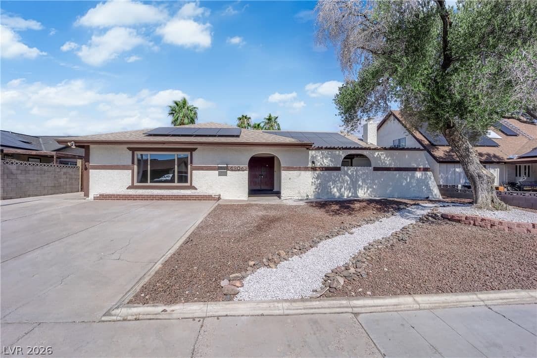 4204 Grace Street photo 2