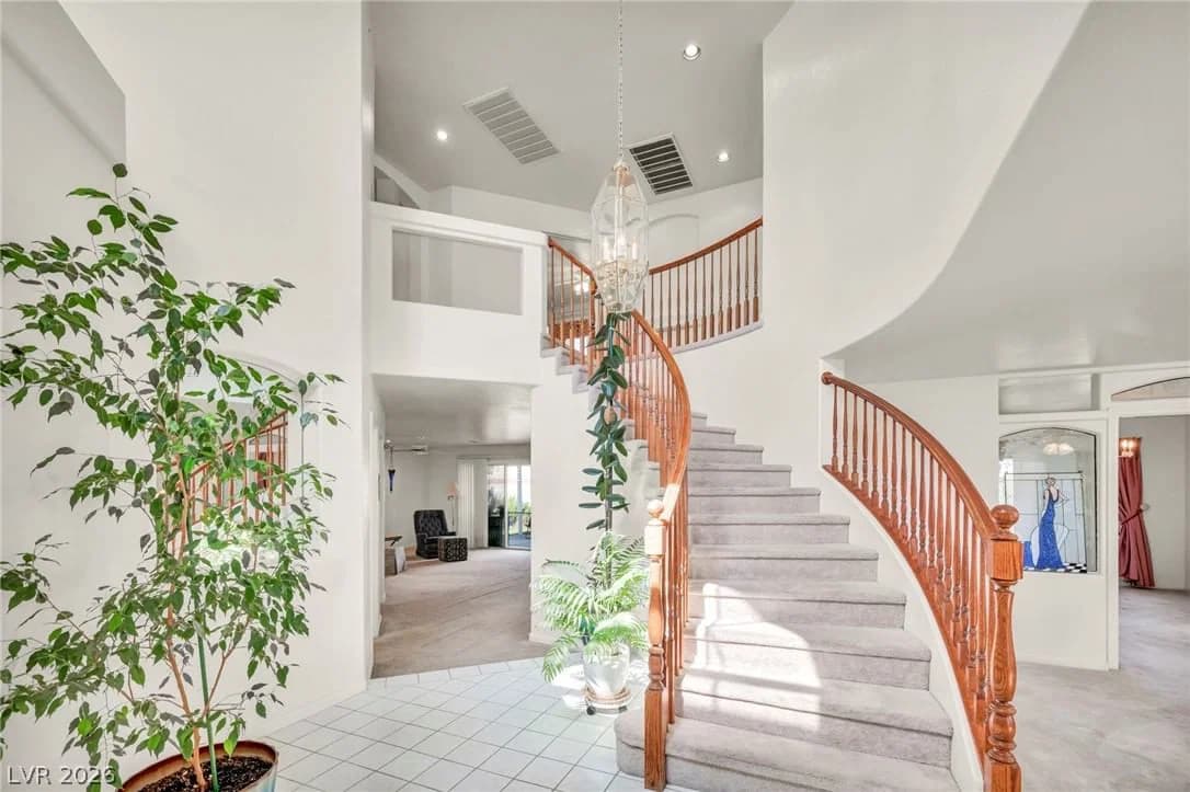 9511 Coral Bell Court photo 5