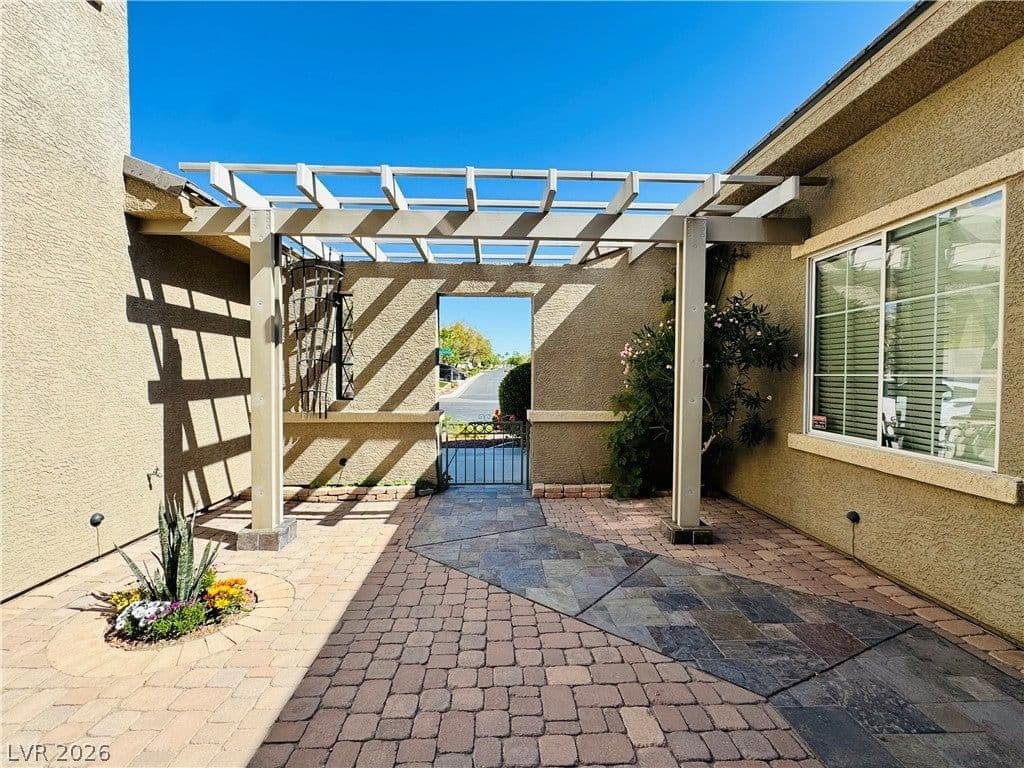 10227 Sunset Gardens Drive photo 5