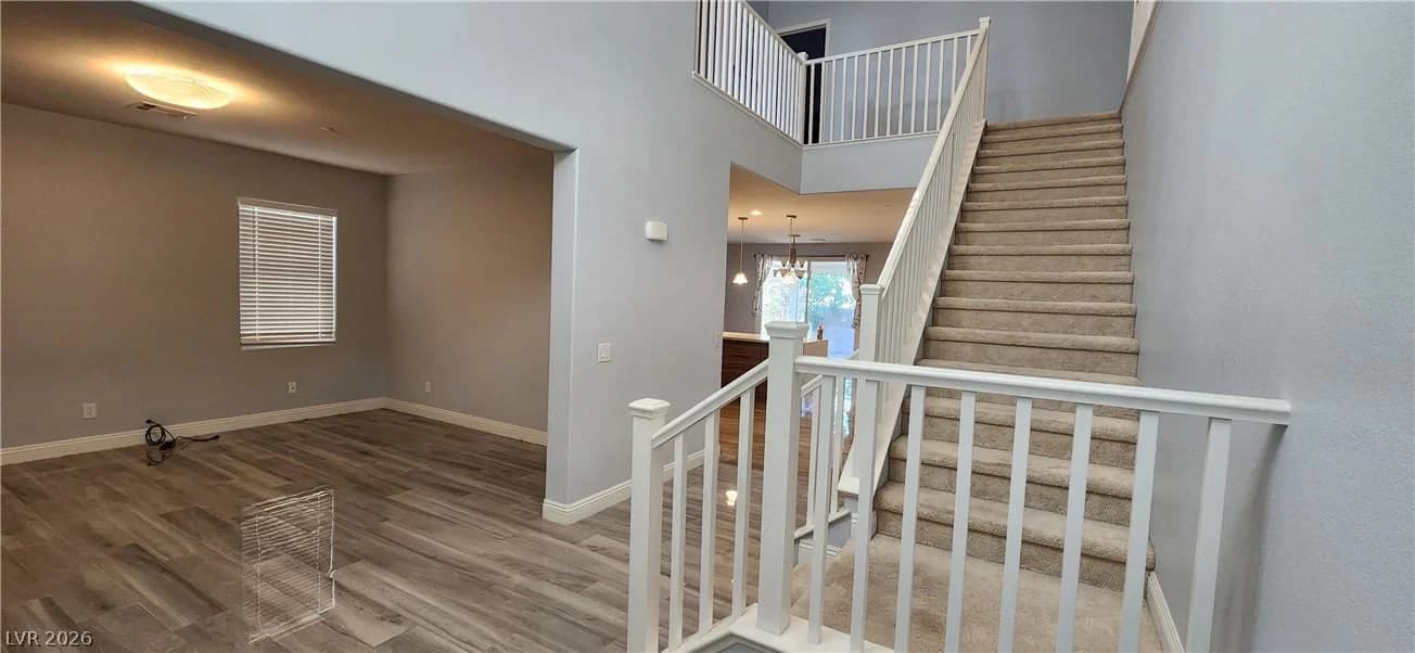 178 Coyote Hills Street photo 3