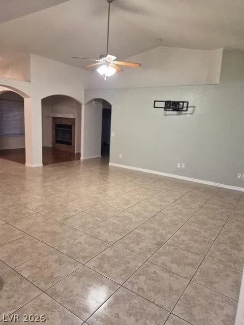61 Hickory Street photo 2