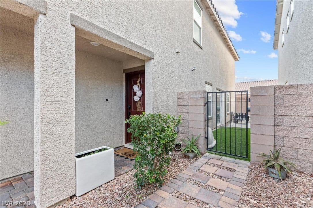 9247 Quartz Hills Avenue photo 4