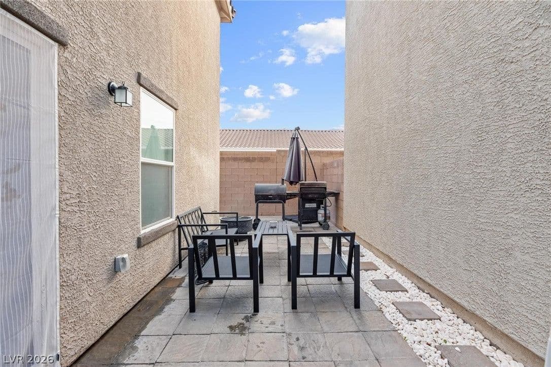 9247 Quartz Hills Avenue photo 5