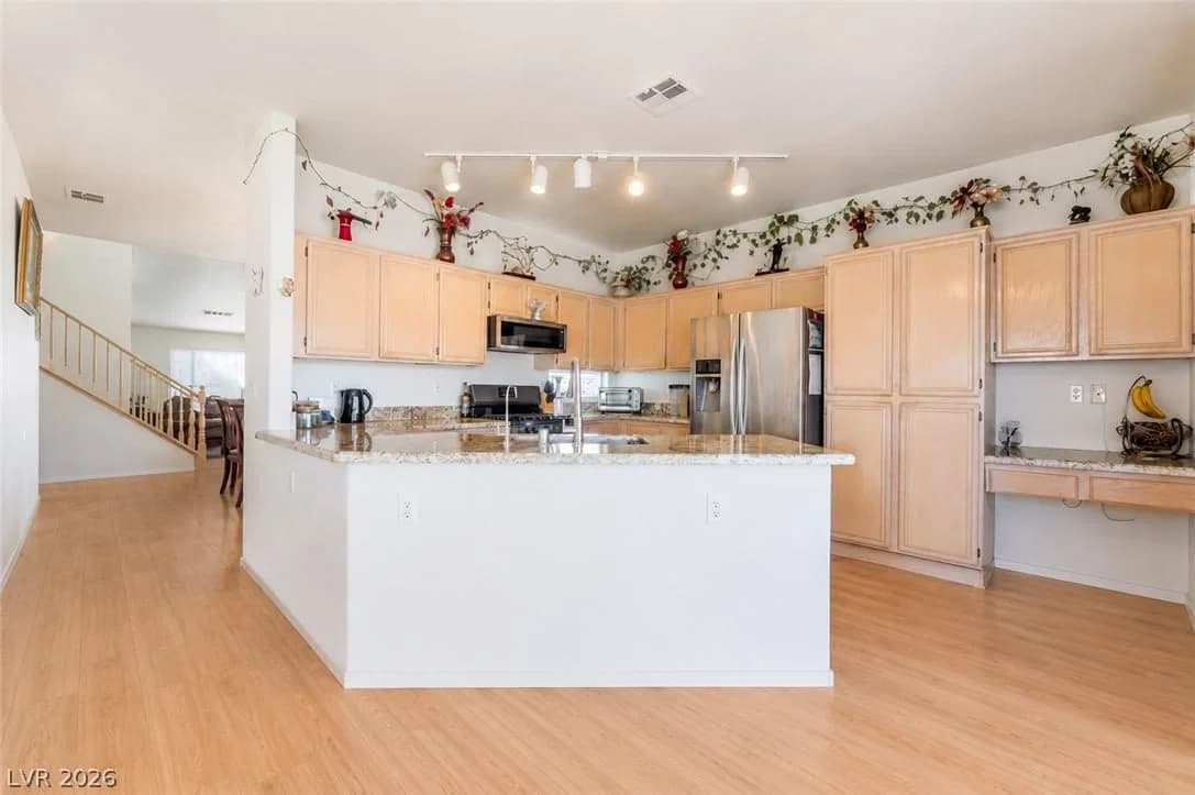 4542 Silver Bit Court photo 4