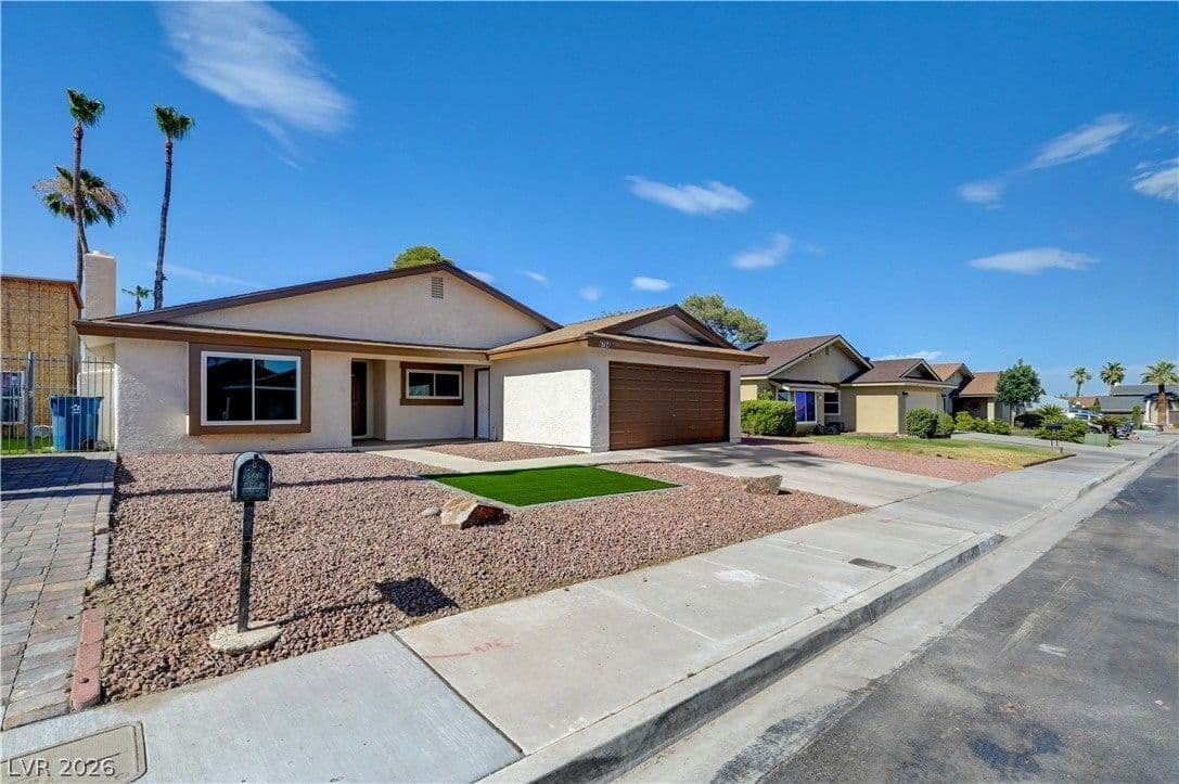 6784 Mataro Drive photo 3