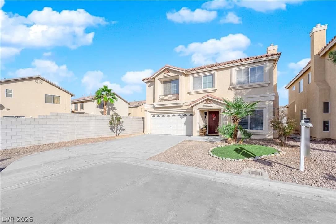 10568 Salmon Leap Street photo 2