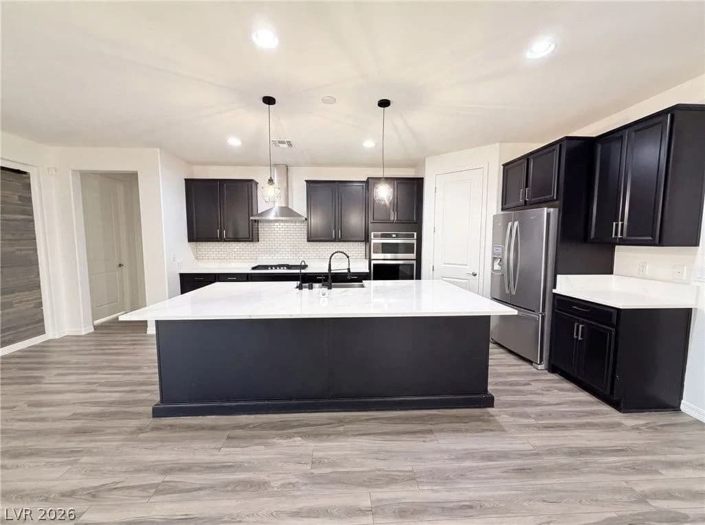 10619 Skye Paseo Avenue photo 2