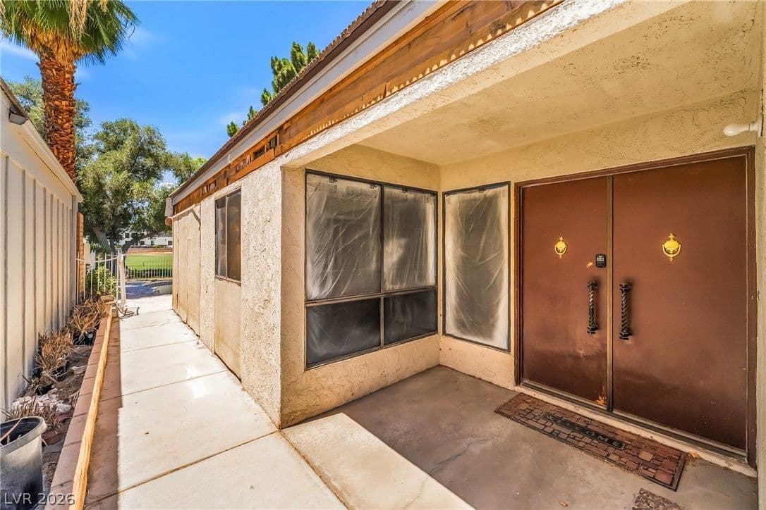 2985 Bel Air Drive photo 4