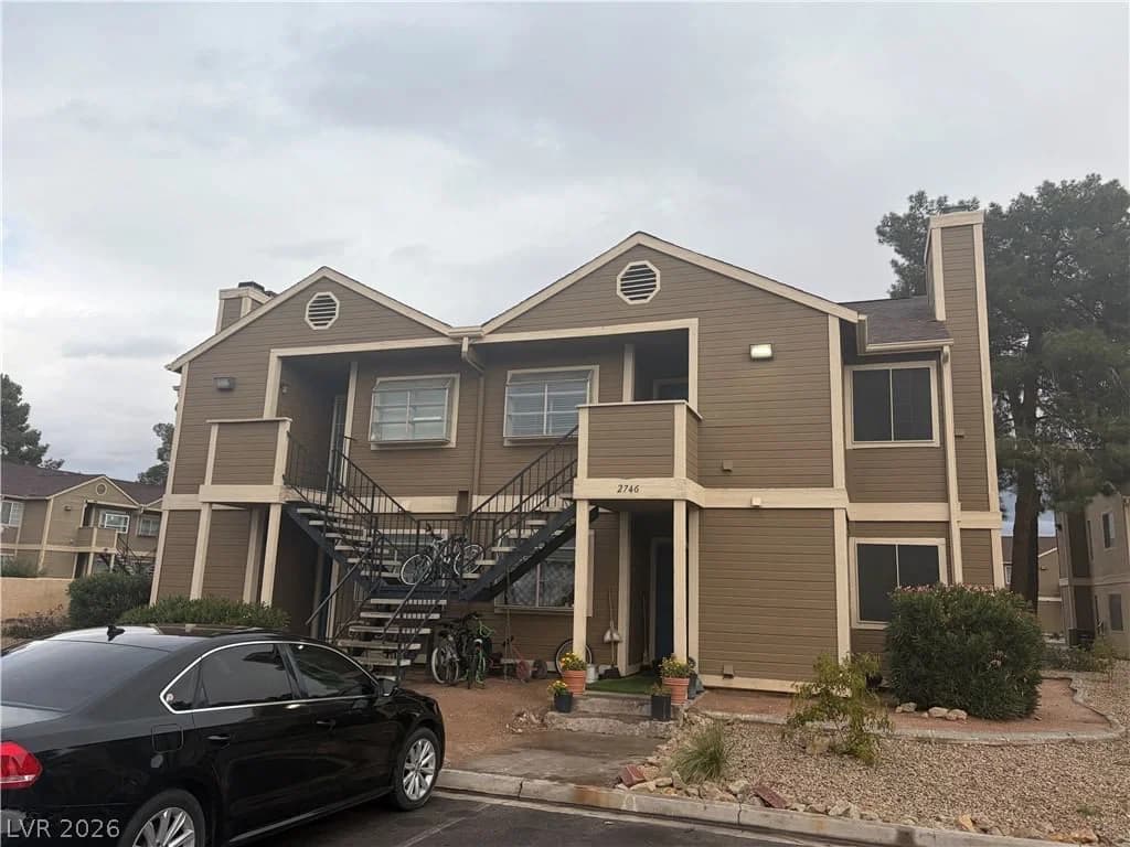 4684 Krissylouise Way photo 4