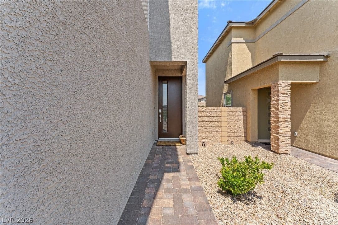8879 Roadrunner Ravine Street photo 2