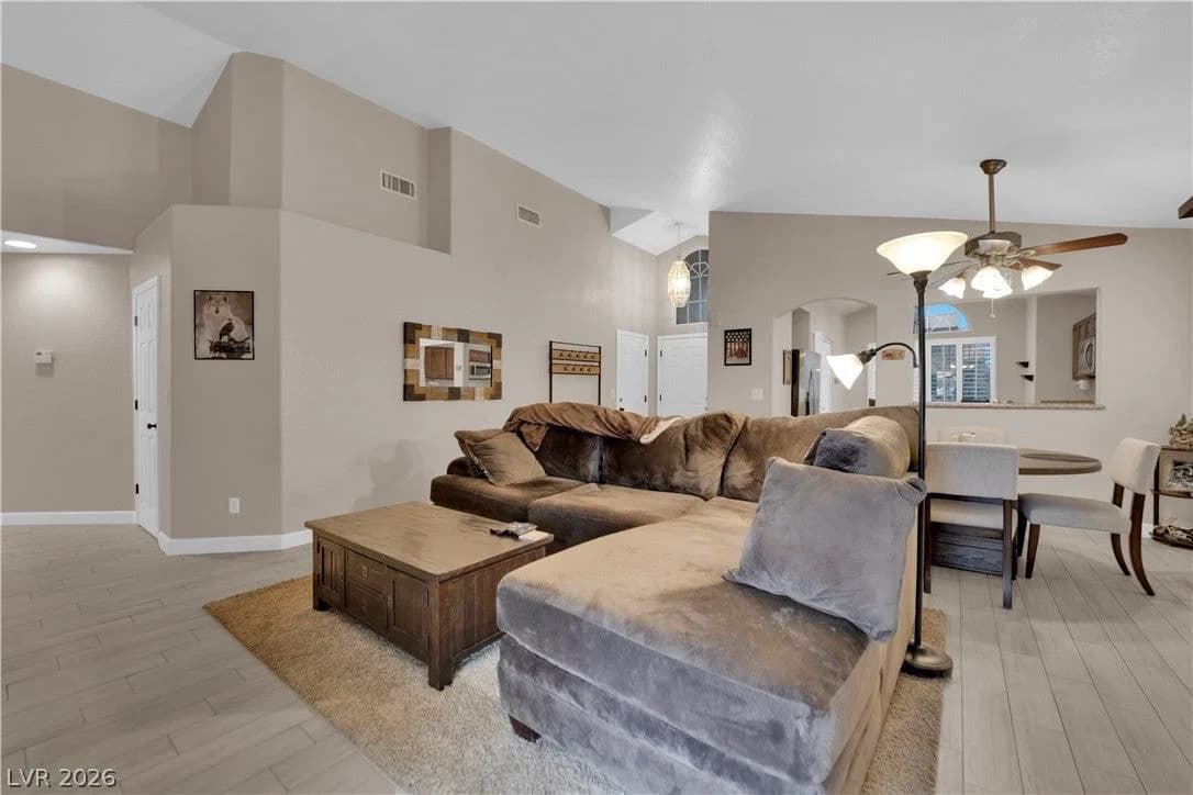 7412 Summer Crest Lane photo 3