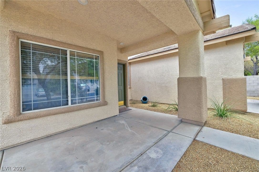 9001 Teetering Rock Avenue photo 5