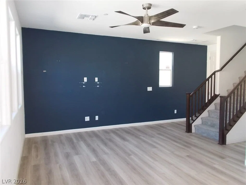 5403 El Nevero Street photo 4