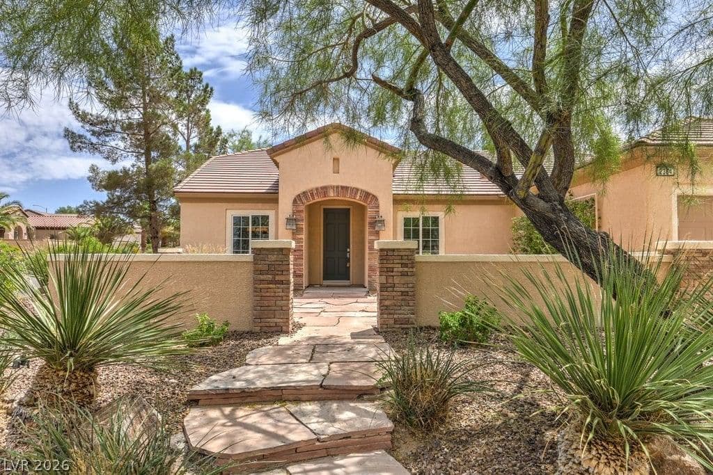 2364 Baldwinville Court photo 2