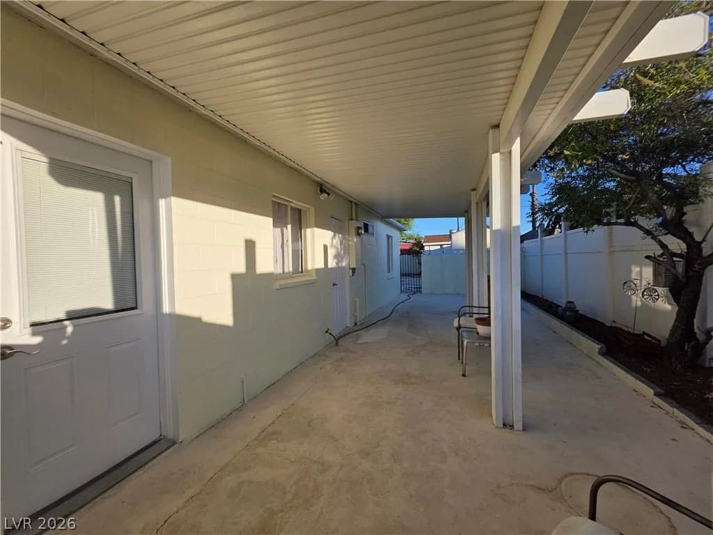 4219 Fulton Place photo 3