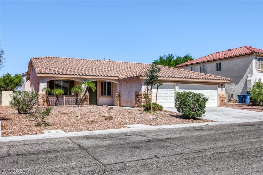903 Golden Poppy Street photo 3
