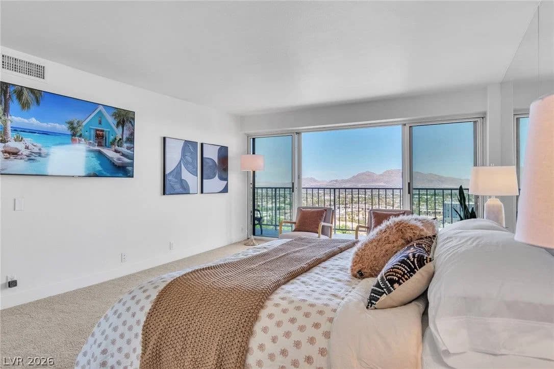 3111 Bel Air Drive photo 5