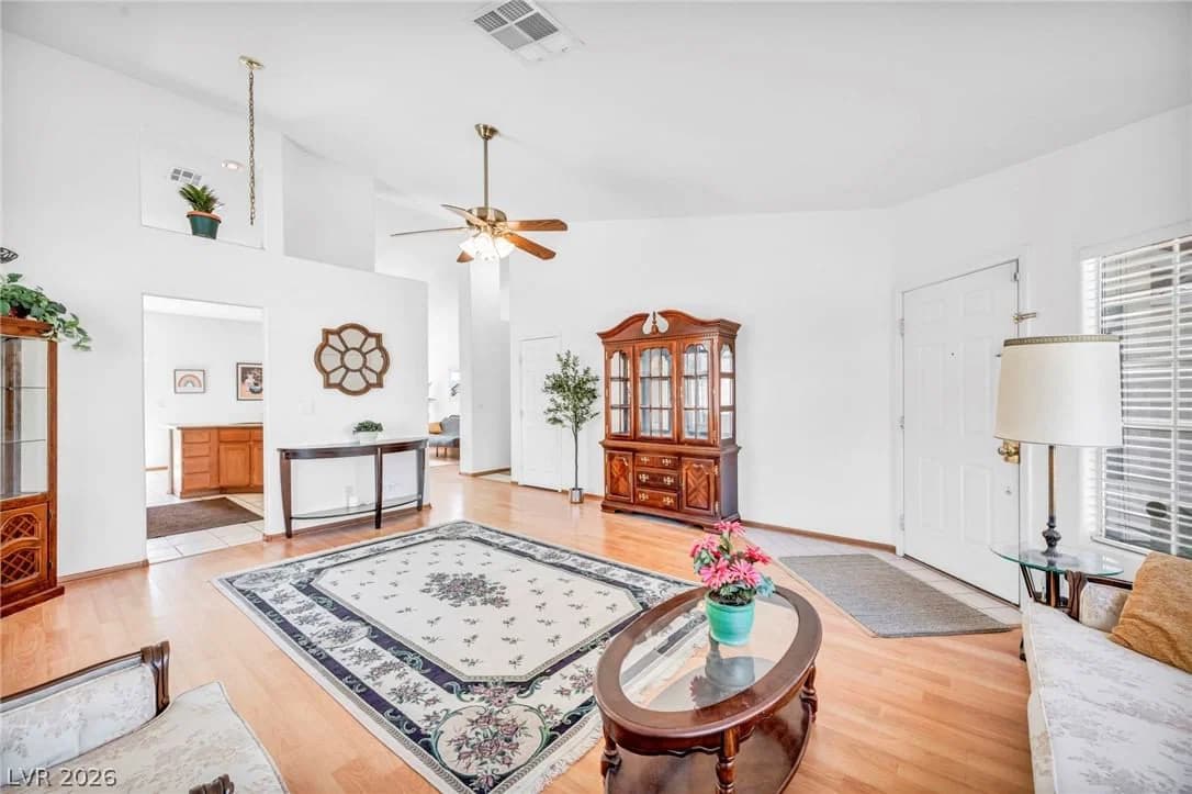 5364 Rhett Street photo 5