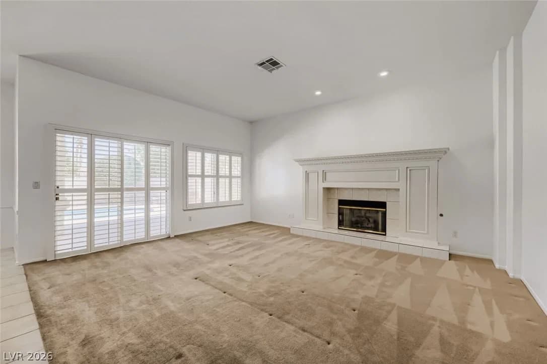 6224 Pride Lane photo 5