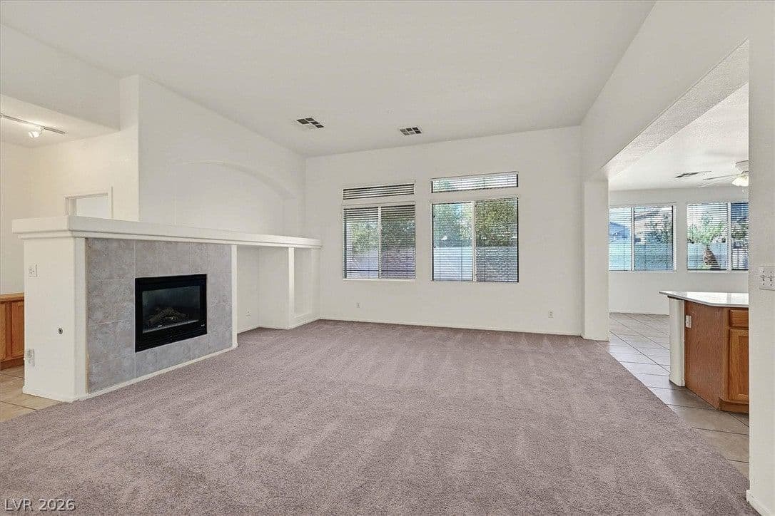 8920 Wind Warrior Avenue photo 4