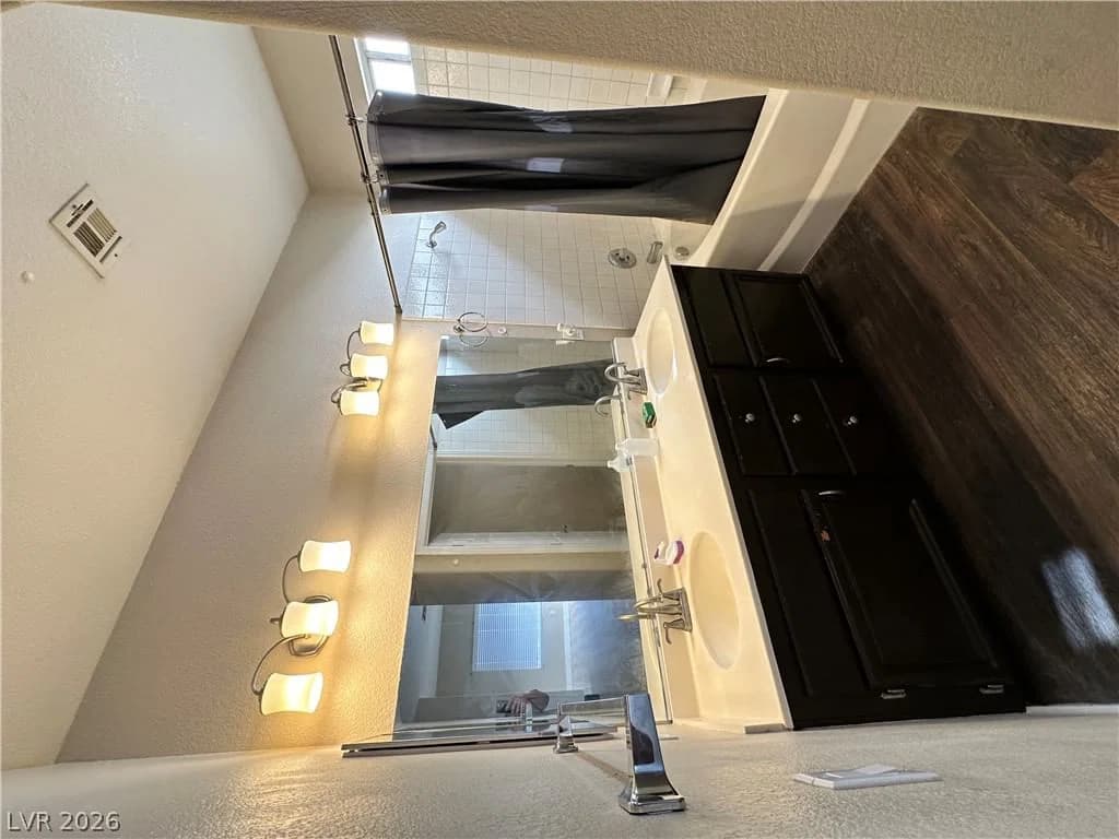 7873 Blue Brook Drive photo 2