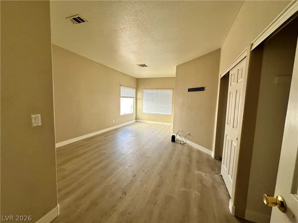 7873 Blue Brook Drive photo 3