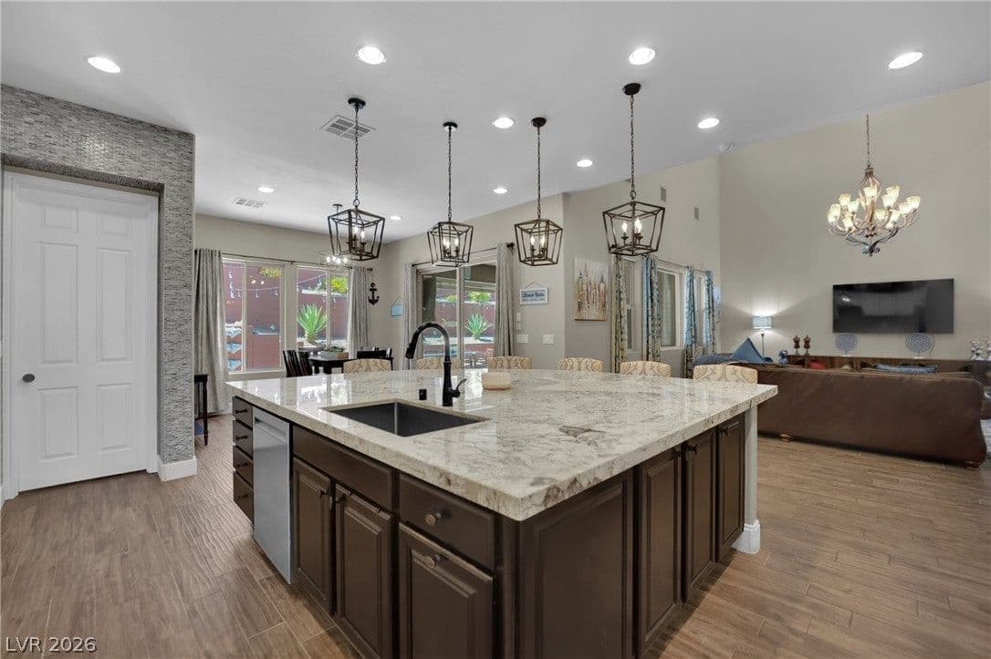 5523 Kyle Peak Court photo 5