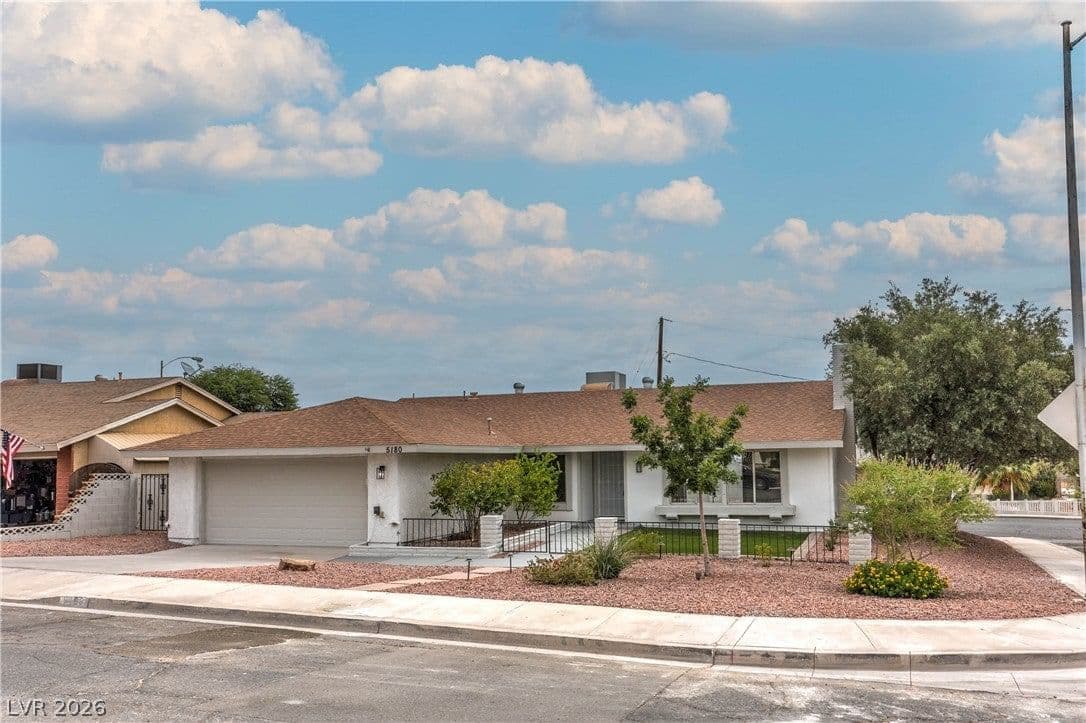 5180 Richmond Circle photo 3