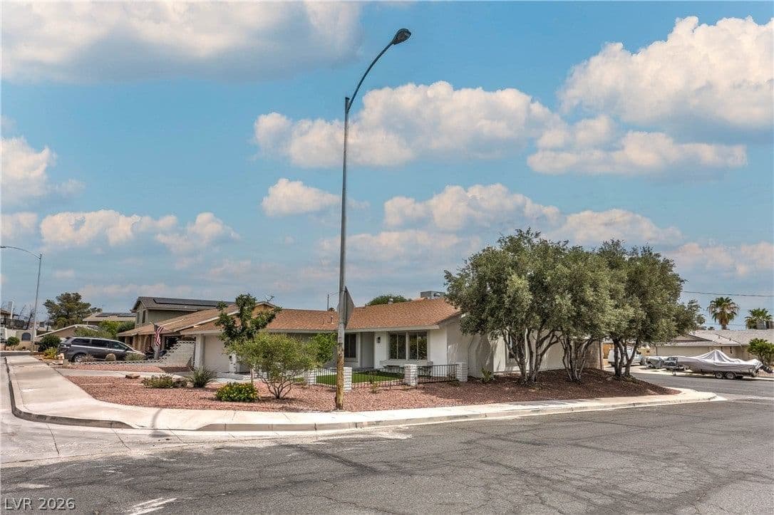 5180 Richmond Circle photo 4