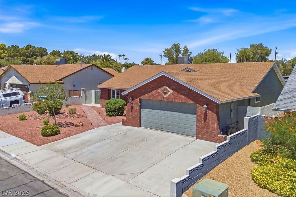3700 Briarglen Lane photo 3
