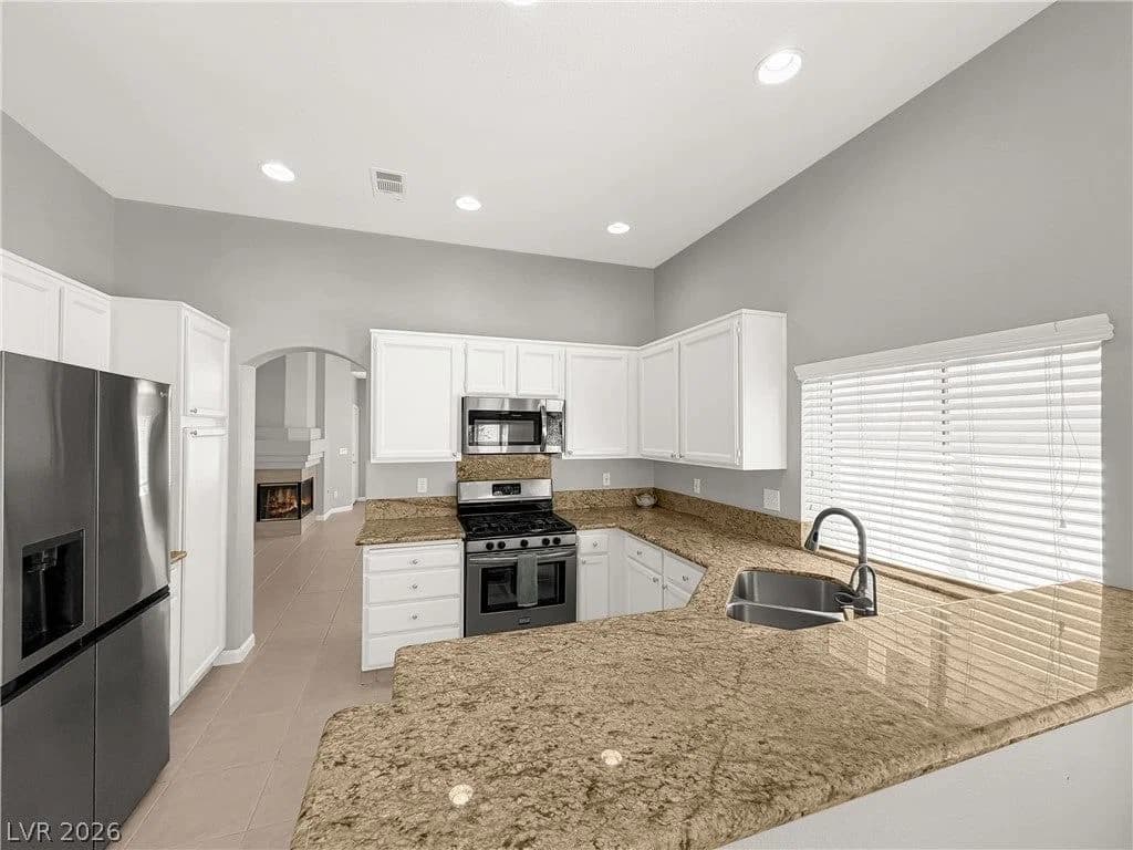 9520 Aspen Glow Drive photo 5
