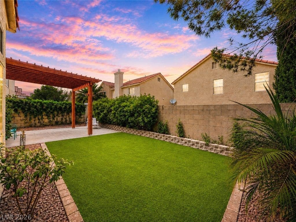 9520 Aspen Glow Drive photo 2